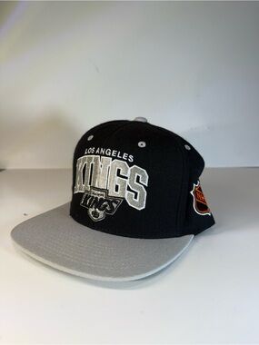 Mitchell & Ness Black and Gray Snapback Cap